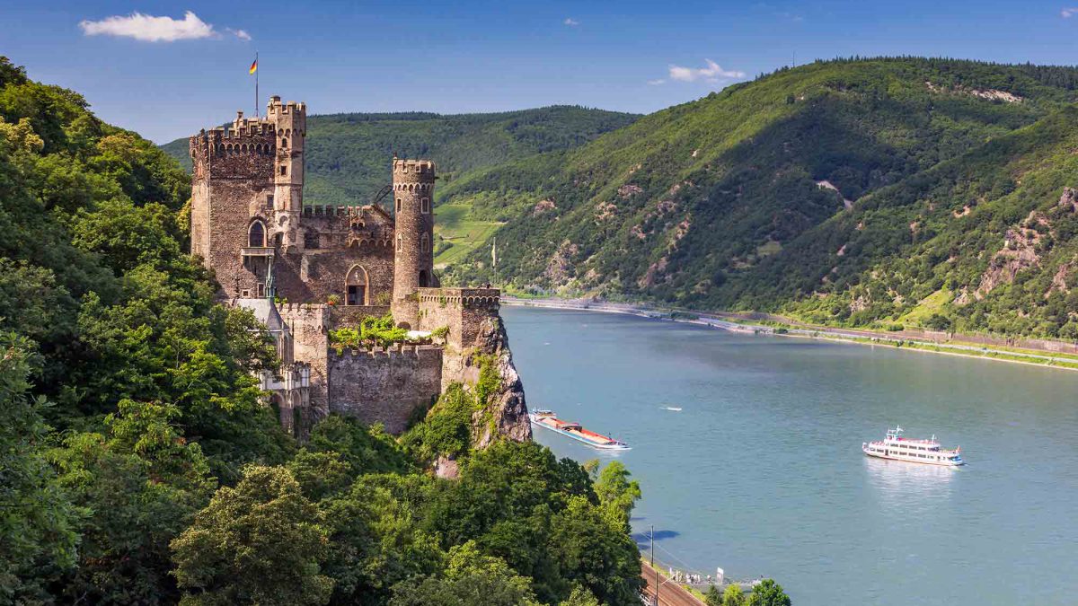Rhinen sett fra en av de mest naturskjønne tog turer