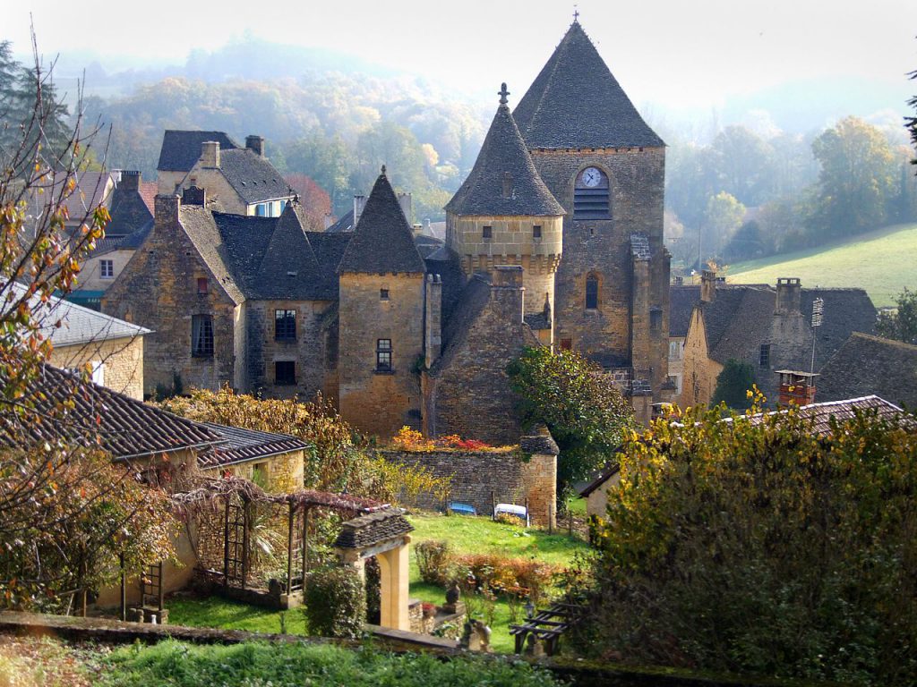 Scenic Villages in Europe and St. Genies