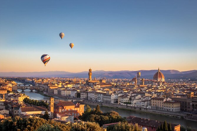 Air baloons in Florence Italy