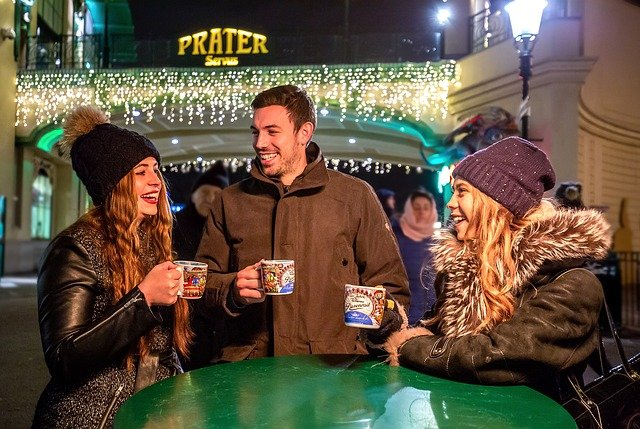 Alcohol Drinks To Try Worldwide In Winter: Gluhwein night In Germany