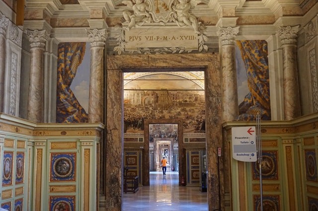 Top History Geeks Destinations: The Vatican Museum Inside