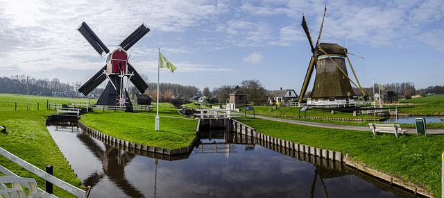 Holland Windmills